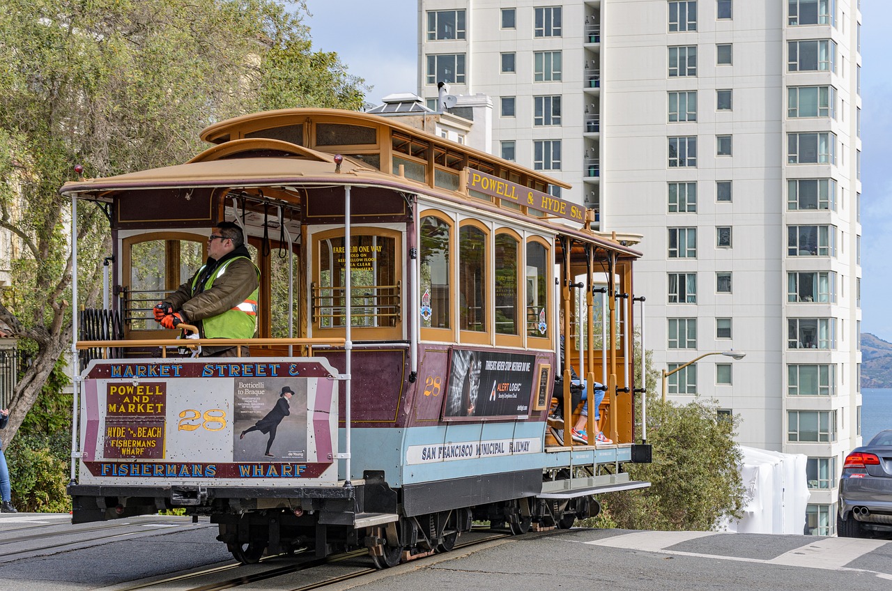 San Francisco cable car