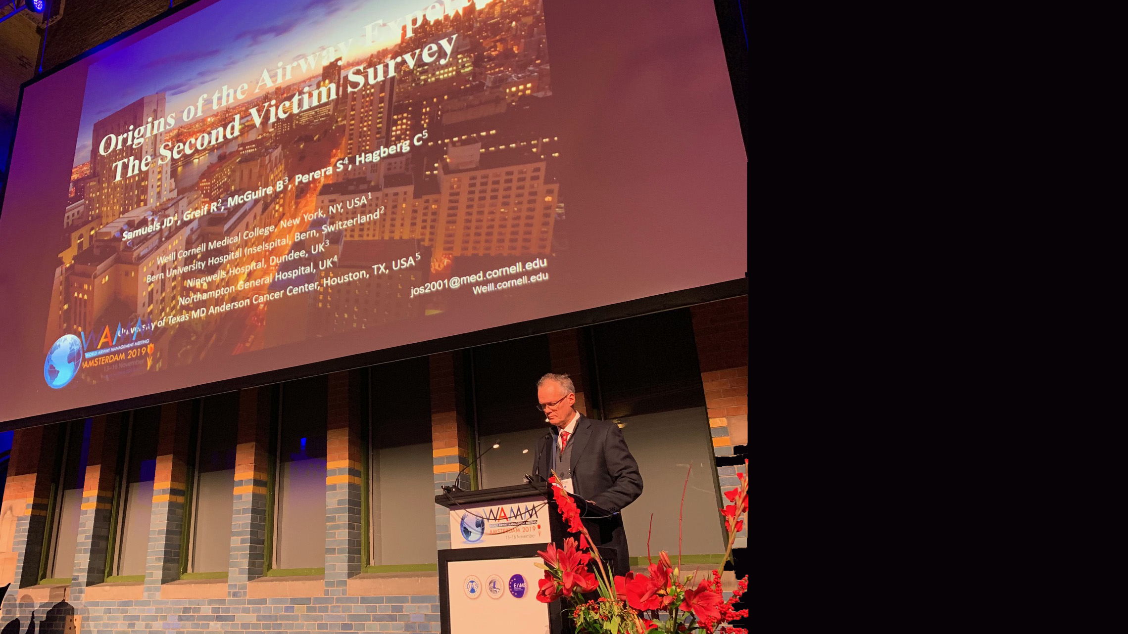 Dr. Samuels speaking to an audience of approximately 2,000 general assembly delegates Jon Samuels, MD