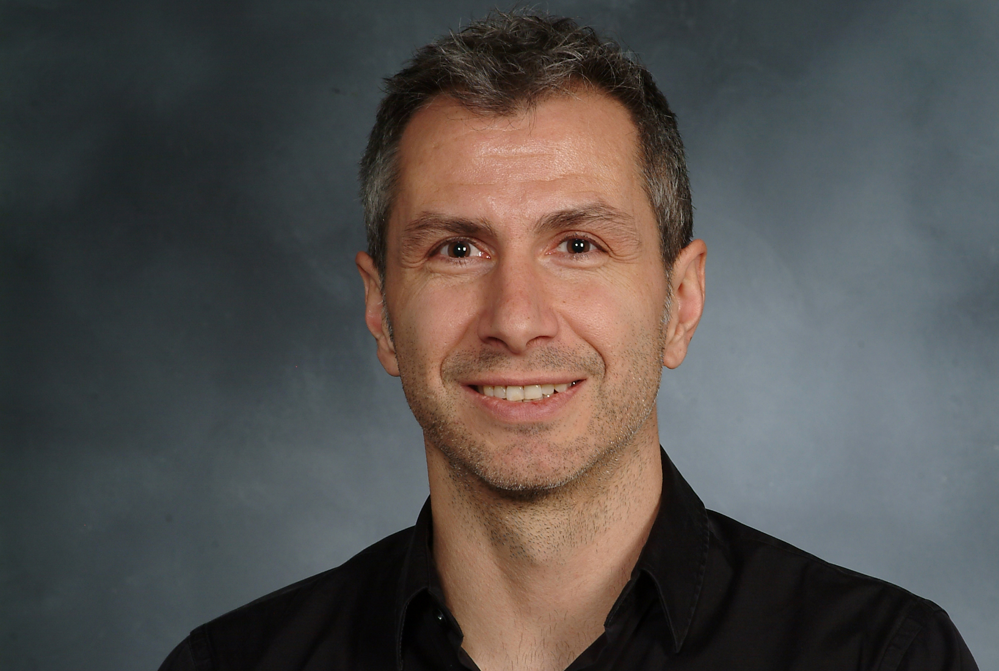 Dr. Simon Scheuring