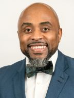 Headshot of Kirk McFarlene